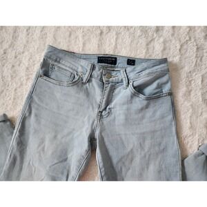 Lucky Brand Low Rise Crop Lolita Jeans Womens Size 6/28 Inseam 24" Light Wash